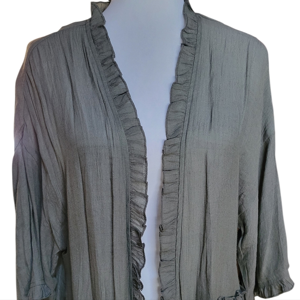 EASEL Ruffled Open Cardigan Kimono - Picture 3 of 10